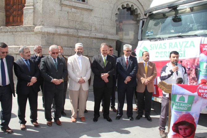 Öğretmenlerden Bayırbucak Tükmenlerine yardım