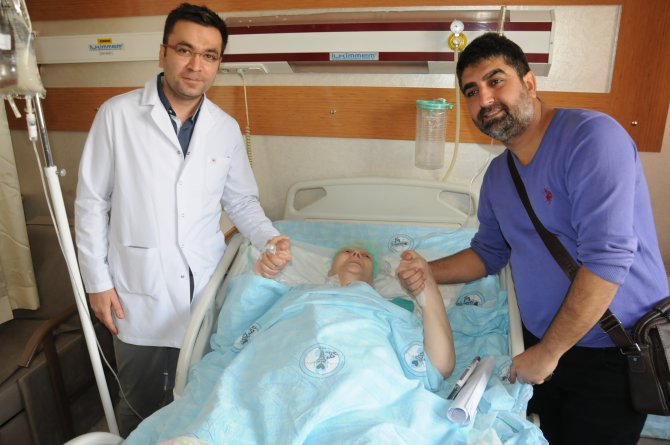 Suriyeli kadının karnından 12 kilogram ur çıkarıldı