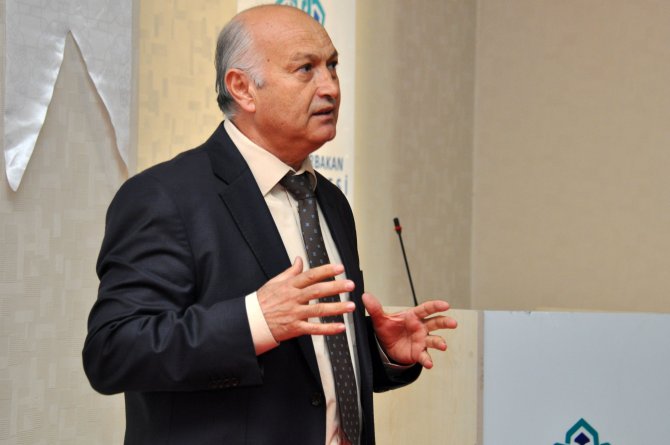 NEÜ'de "Çağdaş Malzeme Yönetimi Teknikleri" konferansı