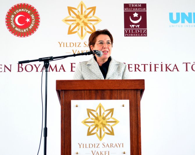 Porselen Boyama Eğitimi Sertifika Töreni