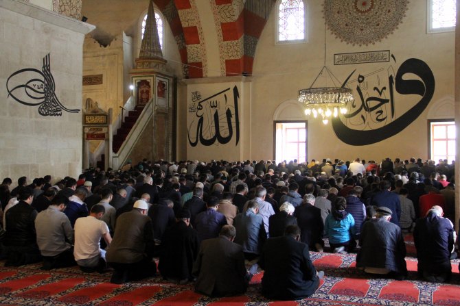 Yabancı öğrencilerden "Ümmete Barış Çağrısı"