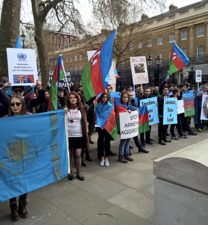Ermenistan, Londra'da protesto edildi