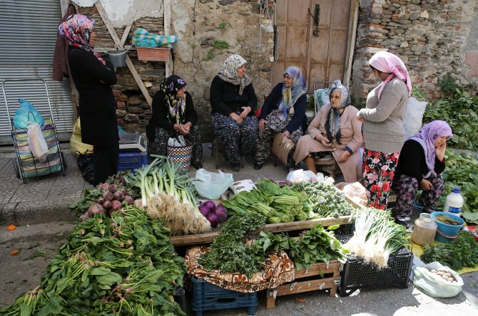 Ege'nin en büyük pazarı sınırlarını aştı