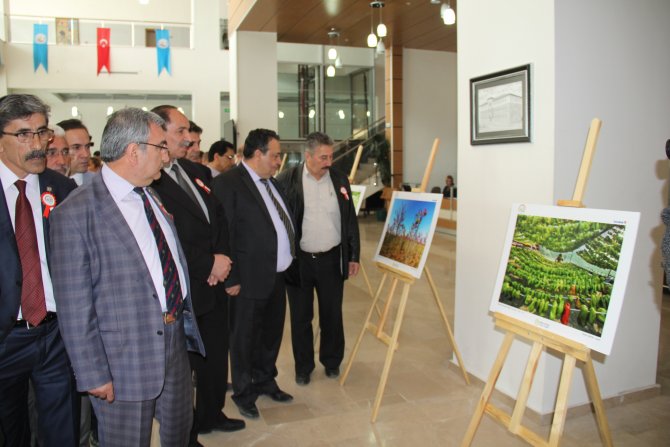 Sivas'ta "7. Tarım ve İnsan Fotoğraf Sergisi" açıldı