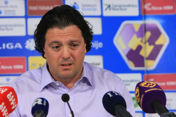 Slovenya'da Müslüman futbolculara hakaret