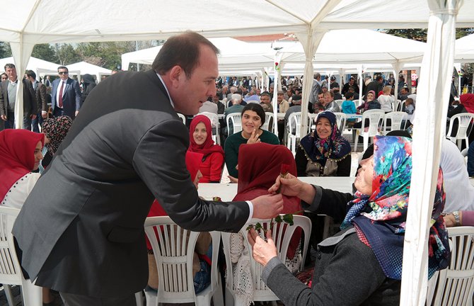 AK Parti Eskişehir Milletvekili Karacan, ilçeleri ziyaret etti