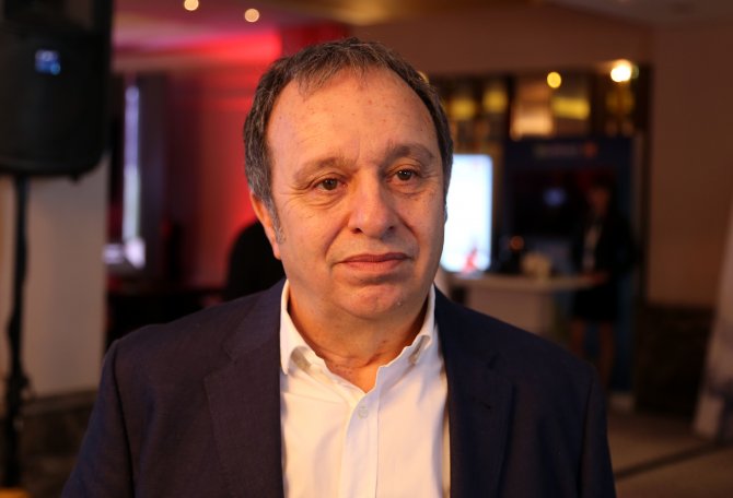 "Yerli araba araç, amaç pil teknolojisi"