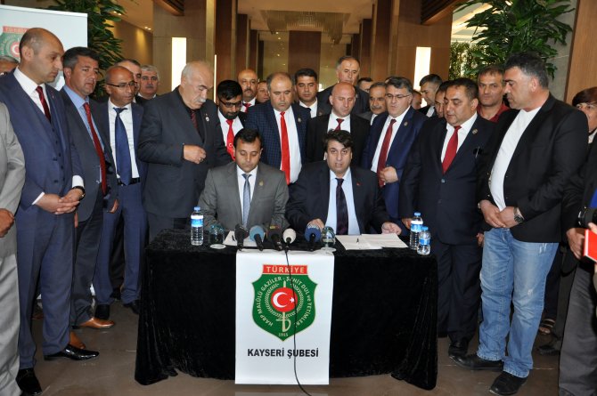 Şehit yakınları ve gaziler bir araya geldi