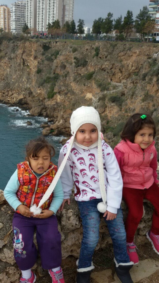 Talasemili kardeşler ilik nakli ile hayat buldu