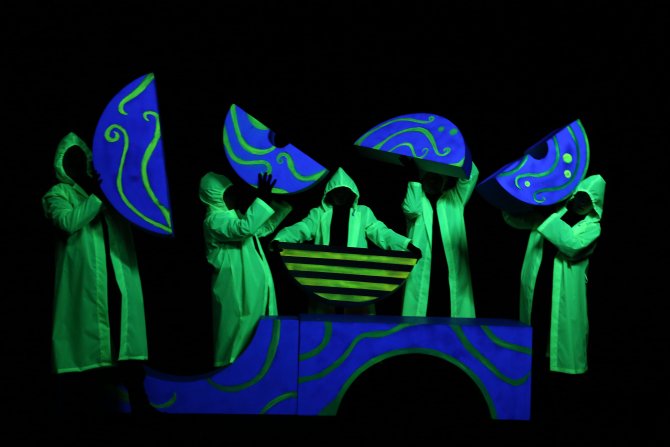 Çocuklar tiyatroya doyacak