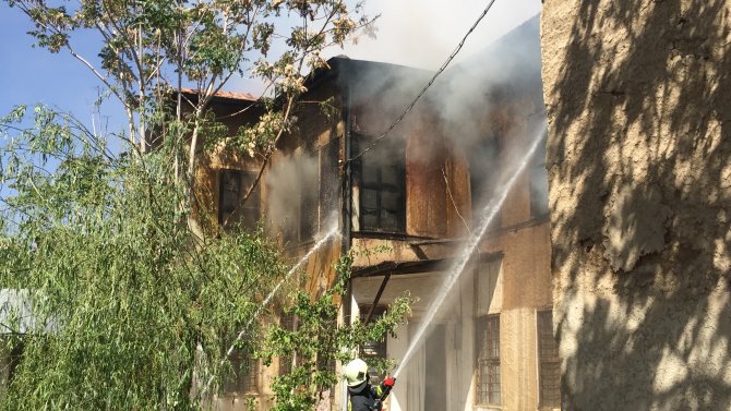 Konya'da ev yangını