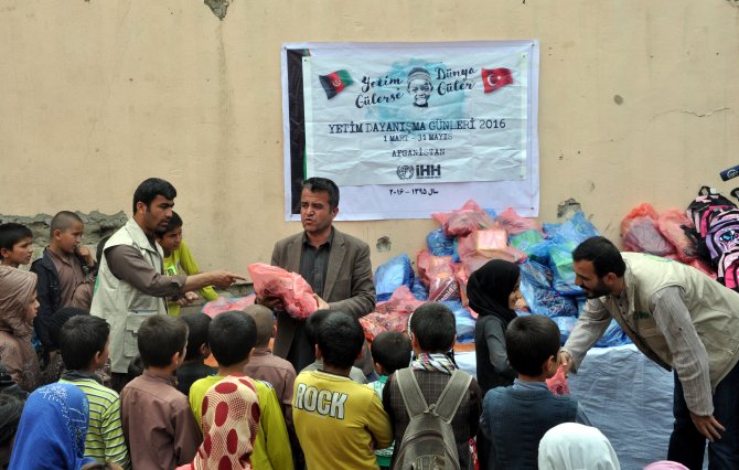 "Yetim Dayanışma Günleri"