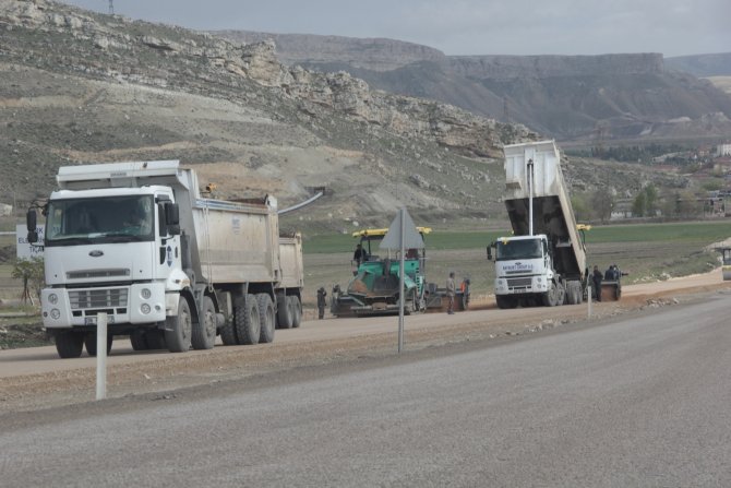 Ankara-Nallıhan yolu çalışmaları