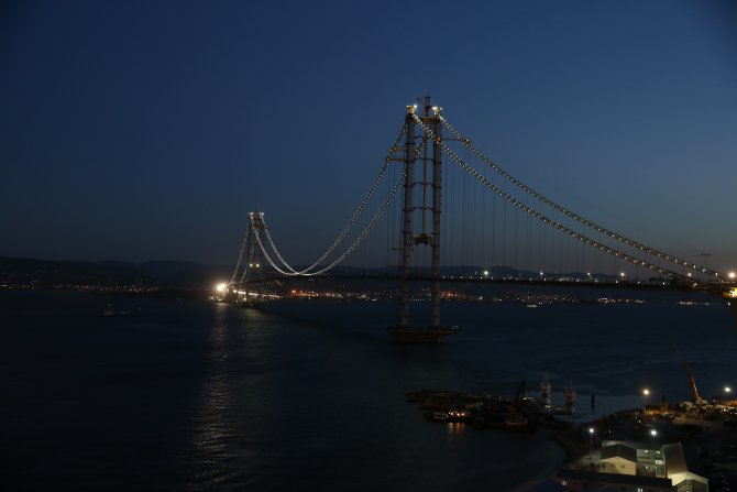 Cumhurbaşkanı Erdoğan ve Başbakan Davutoğlu, Ankara'ya gitti