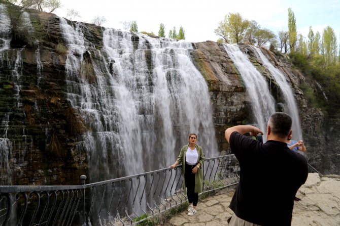Vadideki sakin cennet: Uzundere