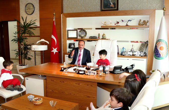 23 Nisan Ulusal Egemenlik ve Çocuk Bayramı