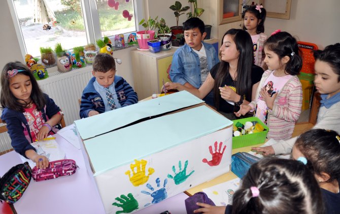 Minik yüreklerden gazi binbaşının birliğine moral desteği