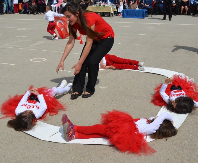 23 Nisan Ulusal Egemenlik ve Çocuk Bayramı