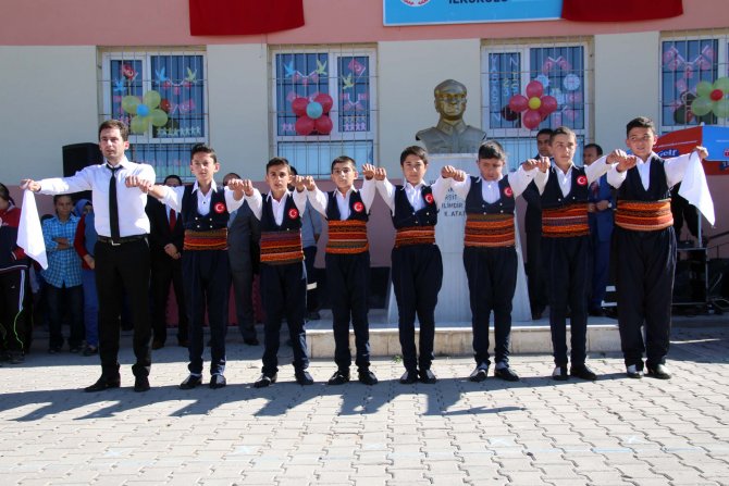 23 Nisan Ulusal Egemenlik ve Çocuk Bayramı