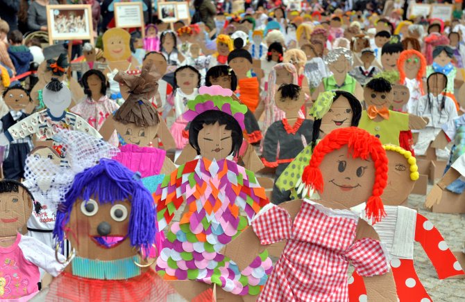 Eskişehir'de "Çocuk ve Barış Sokağı" açıldı