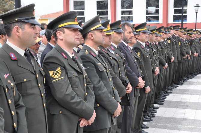 Şehit uzman çavuş Yılmaz, son yolculuğuna uğurlandı