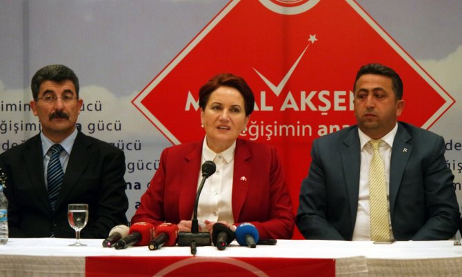 Eski MHP Milletvekili Akşener: