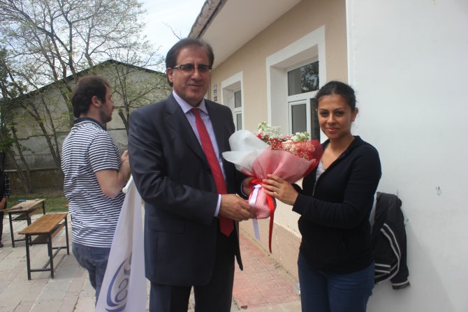 SİYAMDER'den eğitime destek