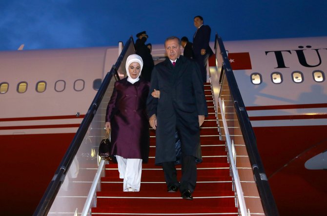 Cumhurbaşkanı Erdoğan Azerbaycan'a geldi