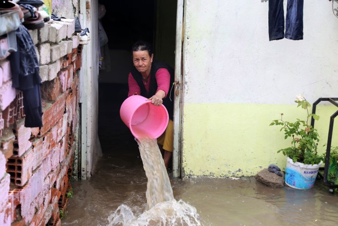 Edirne'de sağanak