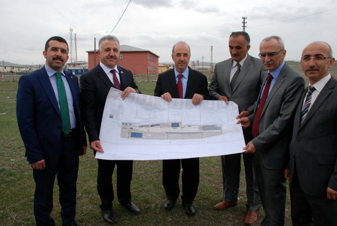 TCDD Genel Müdürü Apaydın, Kars'ta incelemelerde bulundu