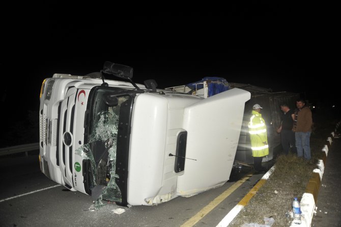 Düzce'de tır devridi: 2 yaralı