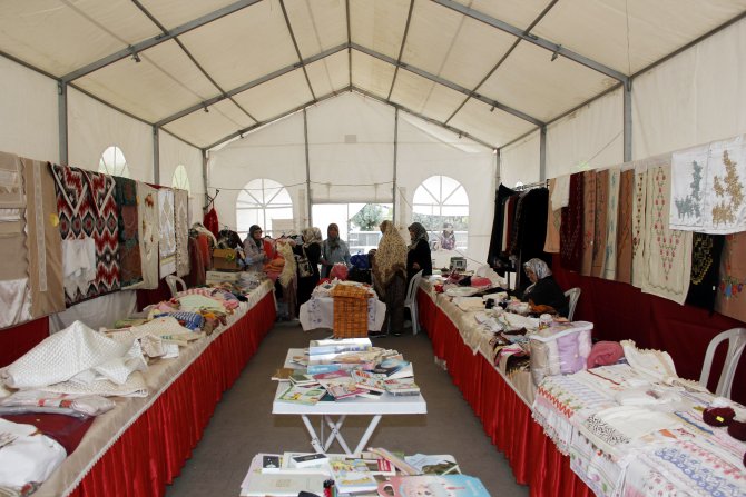 Beypazarı'da öğrenciler yararına kermes