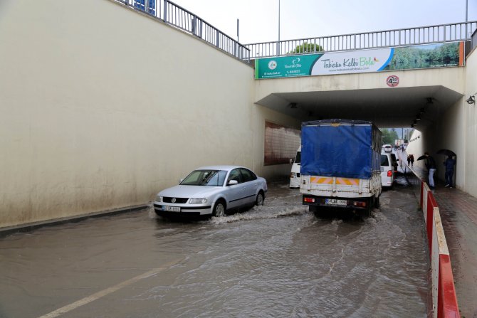 Bolu'da şiddetli sağanak