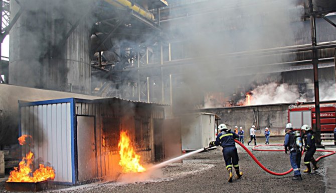 Fabrikada "yangın" tatbikatı