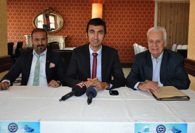 "Hayatın Önüne Park Etme Ambulansı Bekletme"