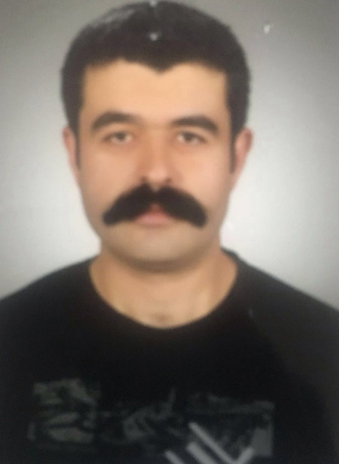 GÜNCELLEME - Munzur Çayı'na düşen otomobildeki 2 öğretmen öldü