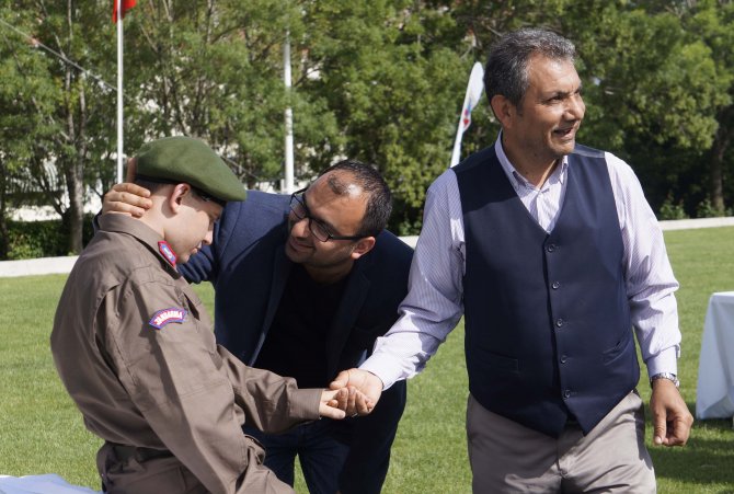Engellilerin bir günlük askerlik heyecanı