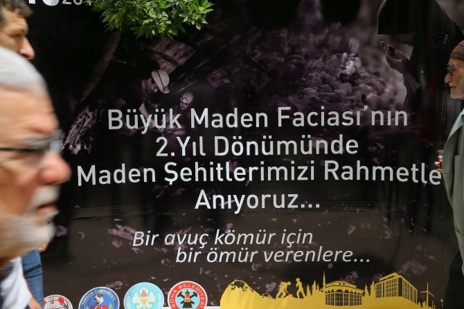 Soma şehitleri anılıyor