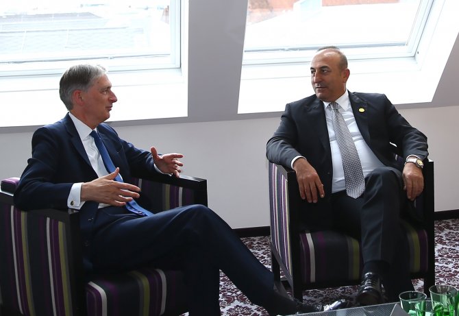 Dışişleri Bakanı Çavuşoğlu Viyana'da