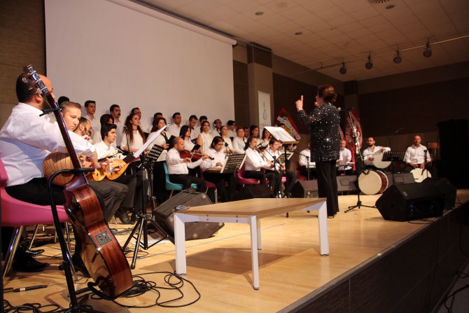 "Gönül Korosu" Şarkışla'da sahne aldı