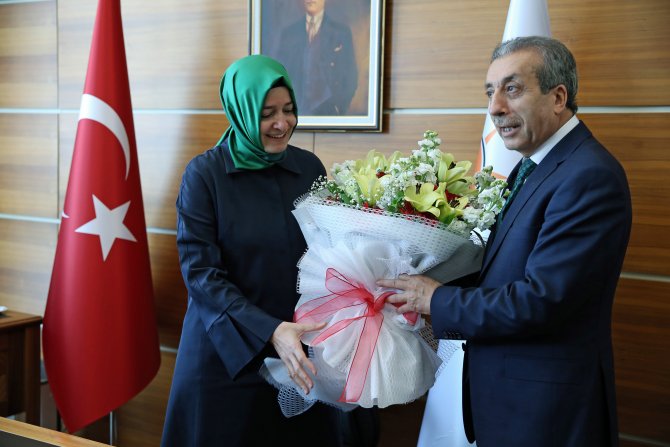 Müezzinoğlu görevi Özdağ'dan devraldı