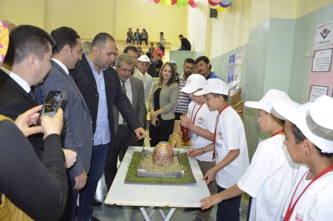 Boğazlıyan'da "4006 TÜBİTAK Bilim Fuarı" açıldı