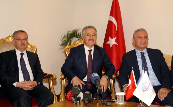 Ulaştırma, Denizcilik ve Haberleşme Bakanı Arslan: