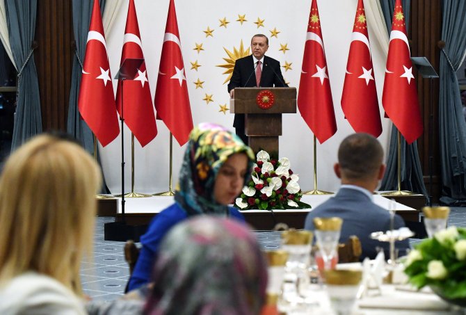 Şehit yakınları ve gazilerle iftar programı