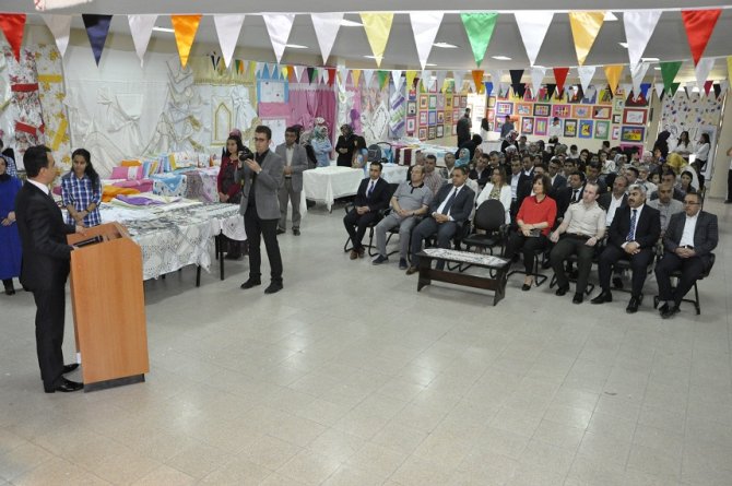 Gürün'de yıl sonu sergisi