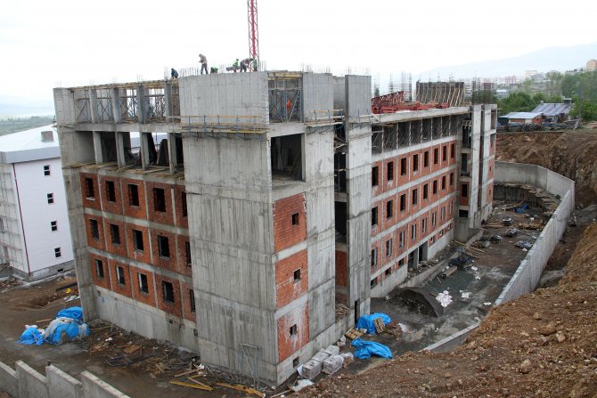 Suşehri imam hatip lisesinin inşaatı