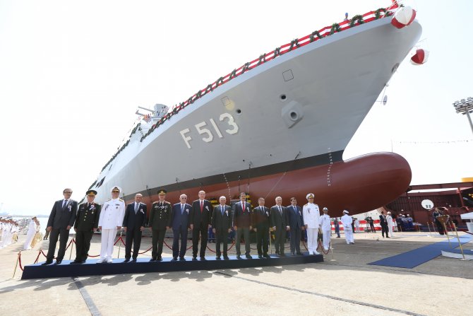 Milli savaş gemisi Burgazada denize indirildi