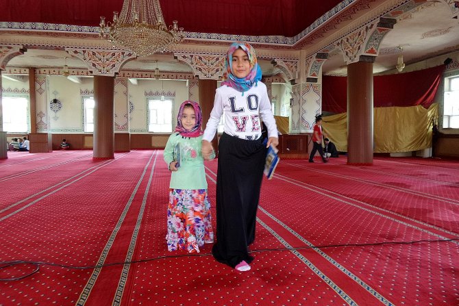 Güneydoğu'daki camiler çocuk sesleri ile şenlendi