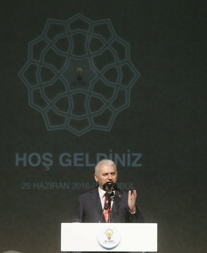 AK Parti İstanbul İl Başkanlığının iftarı