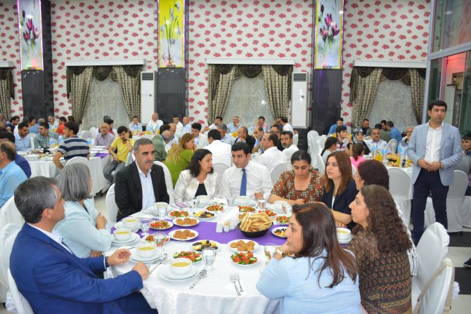 HDP Eş Genel Başkanı Demirtaş, Diyarbakır'da